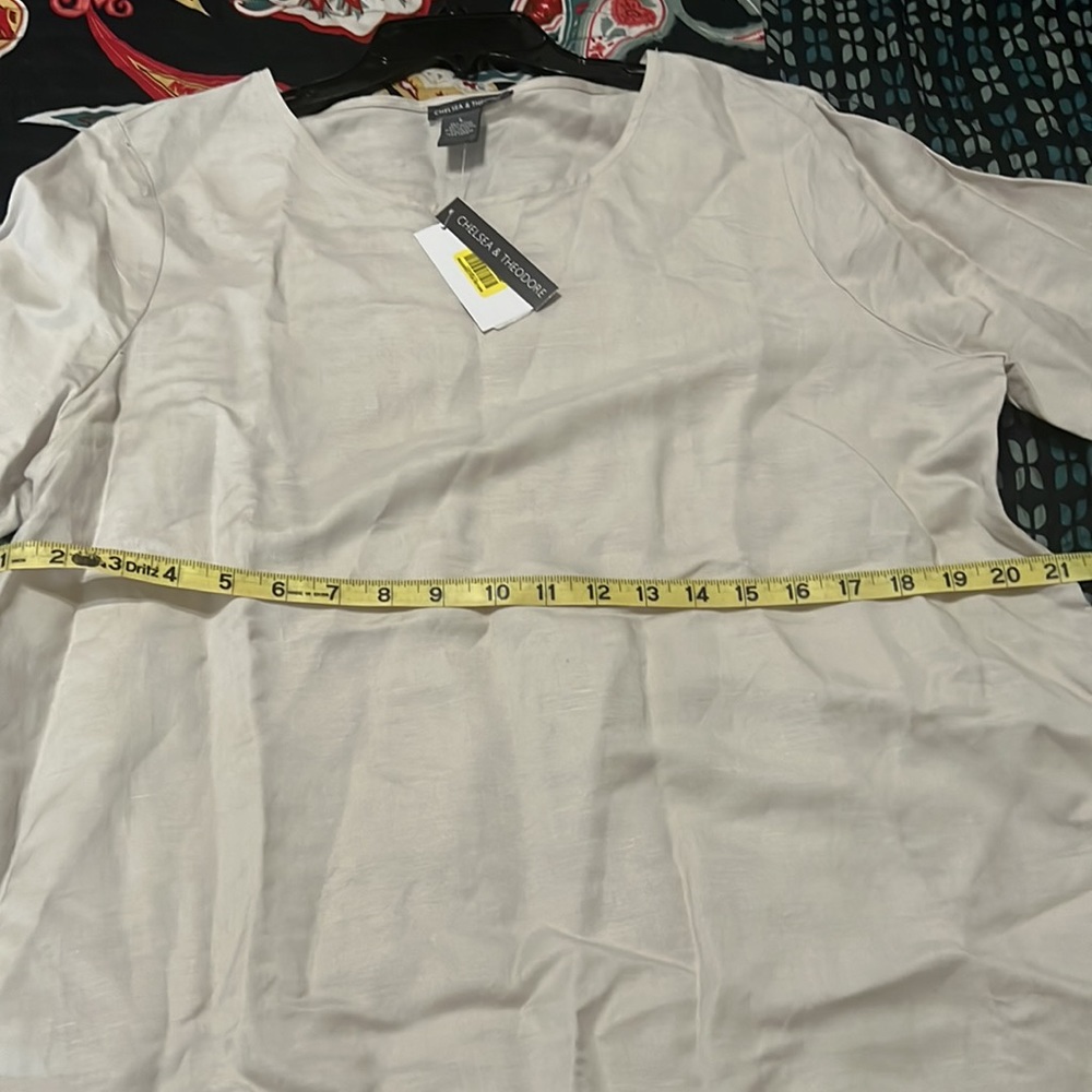 Cream Color Top - Picture 4 of 6